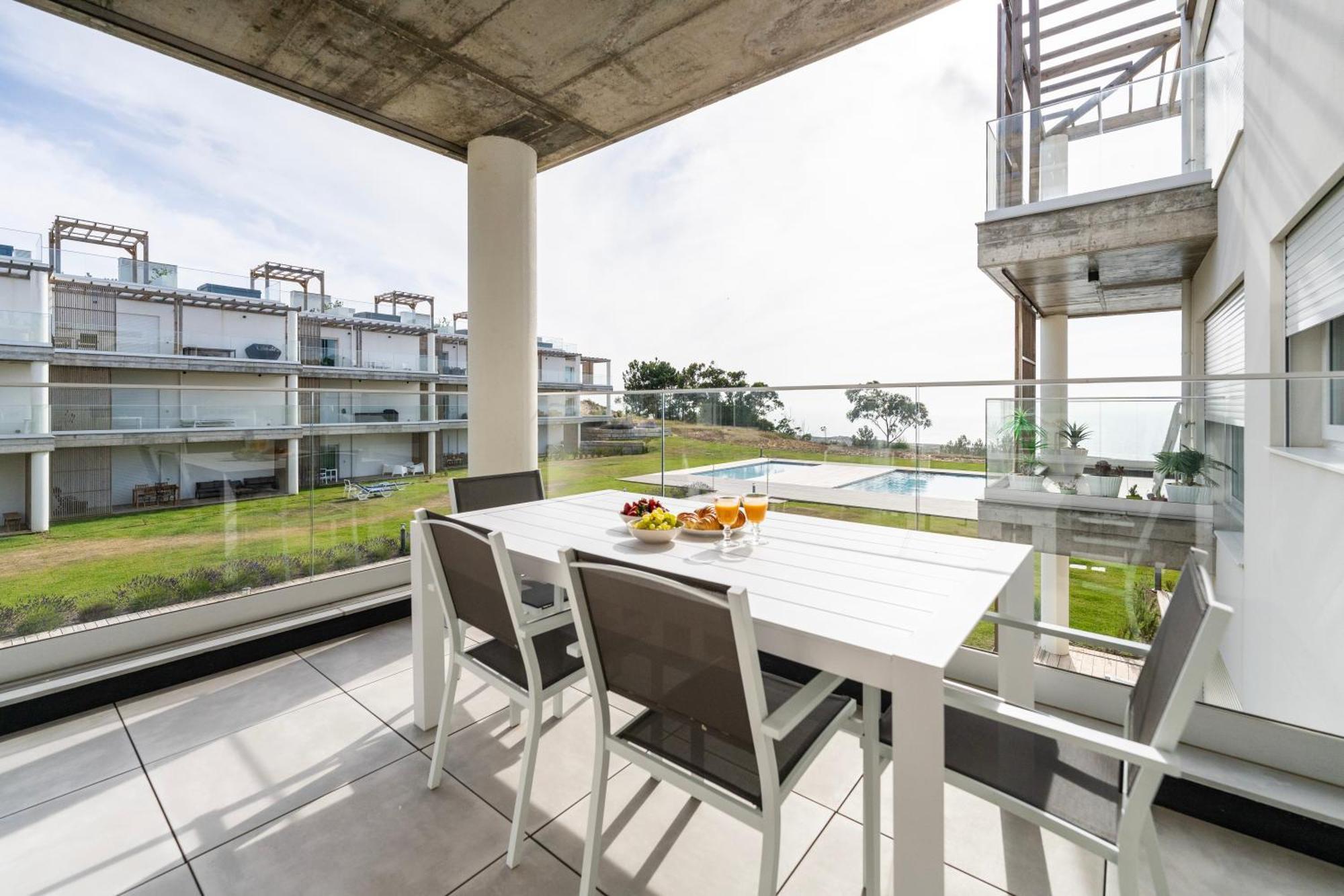Mar A Vista - Condominium With Pool, Gym And Sea Views Nazare Ngoại thất bức ảnh